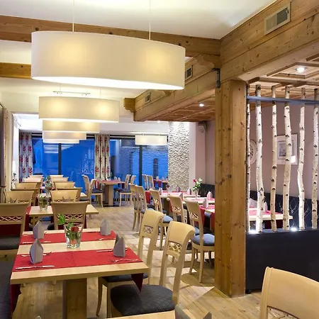 ホテル Hotel-restaurant Vogthof アーレン